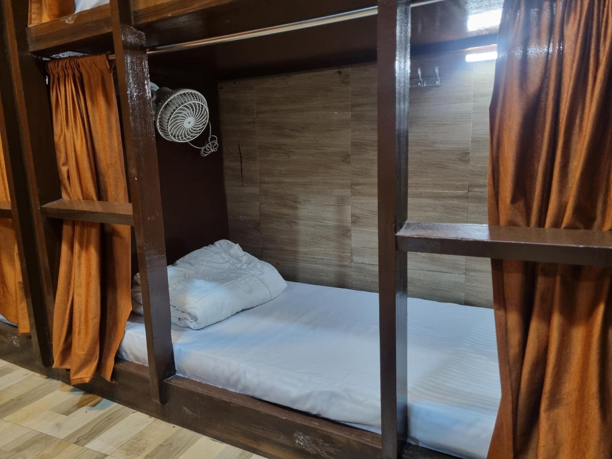 Unibed Dormitory Bombaj Zewnętrze zdjęcie